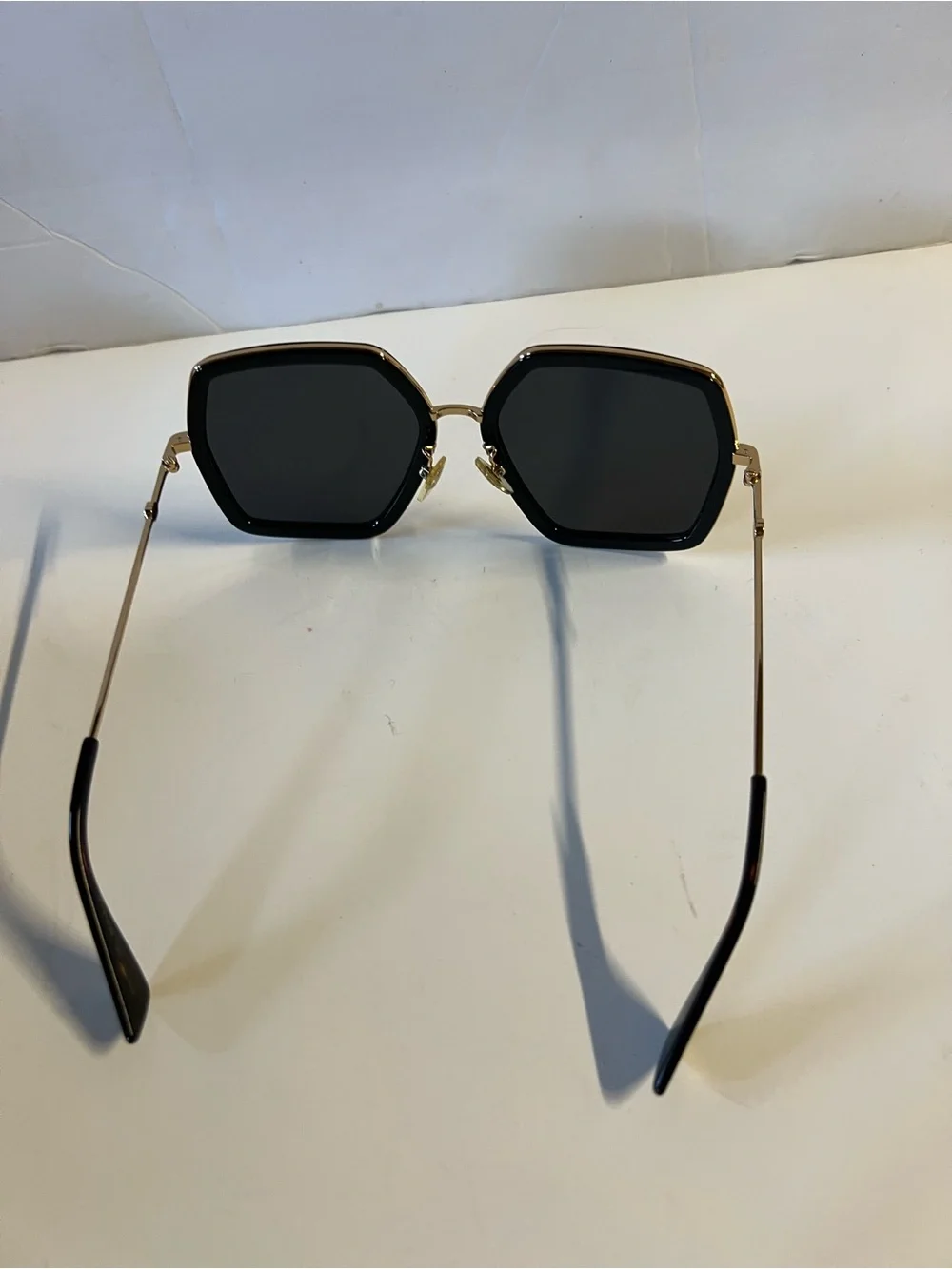 Gucci Black Oversized Geometric Sunglasses with Gold Trim